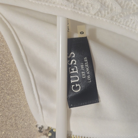 Guess Women's Dress White Size 0 Built in Slip NWOT - Picture 2 of 3